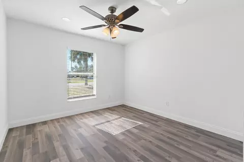 929 SE Forrest Park Dr, Stuart, FL 34994 photo 19