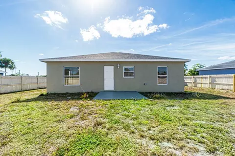 929 SE Forrest Park Dr, Stuart, FL 34994 photo 25
