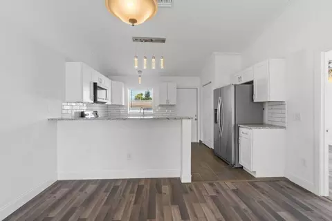 929 SE Forrest Park Dr, Stuart, FL 34994 photo 14