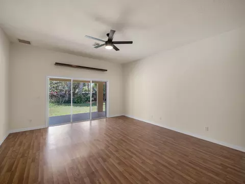 3054 SE Jefferson St, Stuart, FL 34997 photo 3
