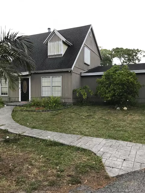 16971 W Cornwall Dr, Loxahatchee, FL 33470