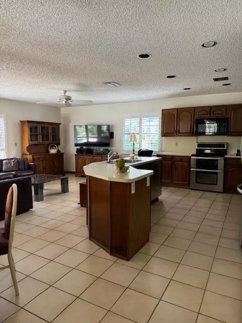 434 Apache Ln, Boca Raton, FL 33487 photo 19