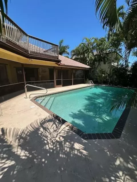 434 Apache Ln, Boca Raton, FL 33487 photo 3