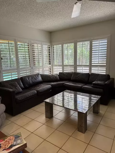 434 Apache Ln, Boca Raton, FL 33487 photo 2