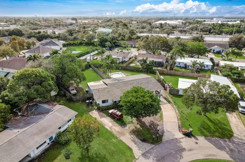 296 Kane Pl, Jupiter, FL 33458