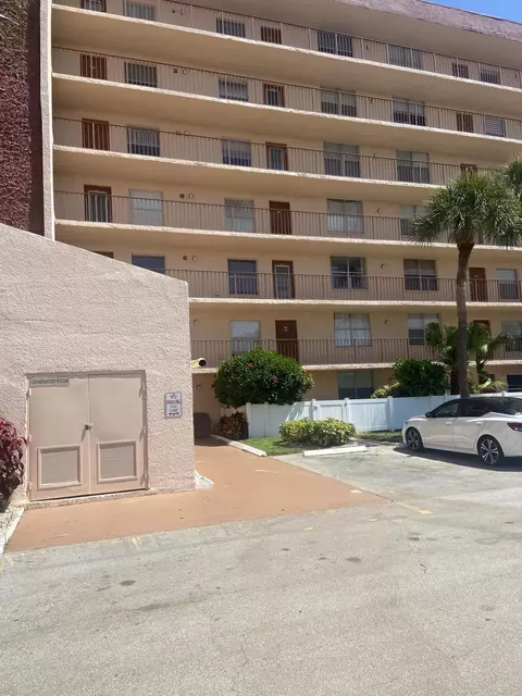 14527 Bonaire Blvd #507, Delray Beach, FL 33446