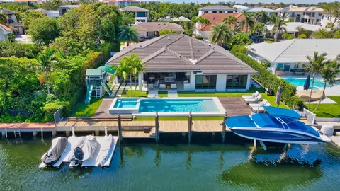 841 NE 33rd St, Boca Raton, FL 33431