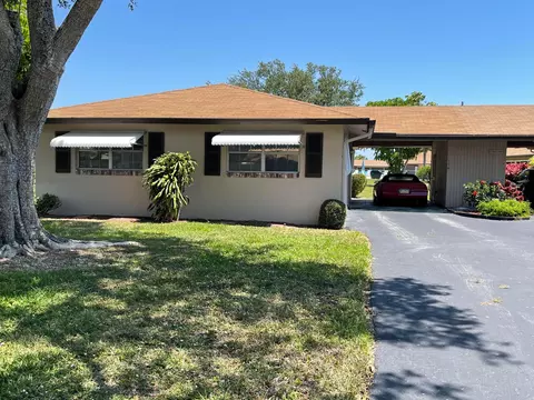 154 Mockingbird Ln, Delray Beach, FL 33445