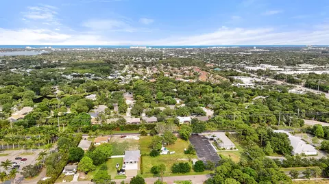 17746 Yancy Ave, Jupiter, FL 33458 photo 14