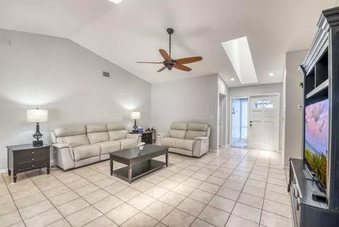 6118 Barbara St, Jupiter, FL 33458 photo 7