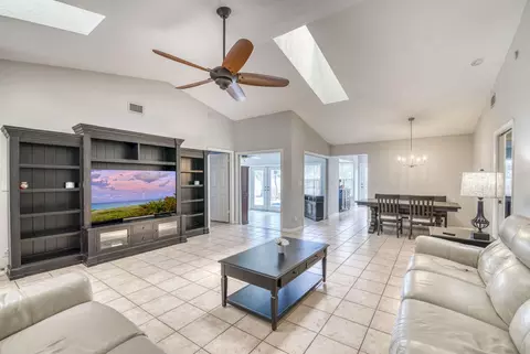 6118 Barbara St, Jupiter, FL 33458 photo 4