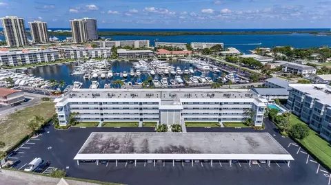 907 Marina Dr #208, North Palm Beach, FL 33408