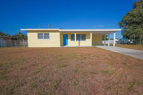 116 NEntrada Ave, Port Saint Lucie, FL 34952