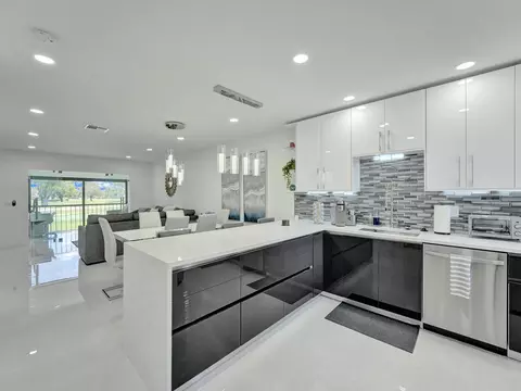 21860 Arriba Real #4-D, Boca Raton, FL 33433