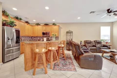 5043 Solar Pt, FL 33467 photo 7