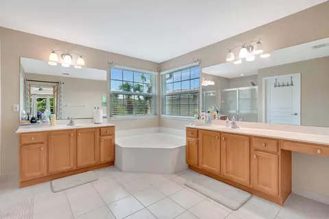 5043 Solar Pt, FL 33467 photo 29