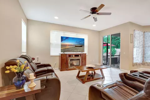5043 Solar Pt, FL 33467 photo 14