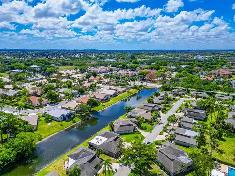 7818 Beechfern Cir, Tamarac, FL 33321