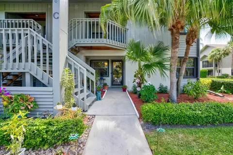 6276 SE Charleston Pl #C101, Hobe Sound, FL 33455