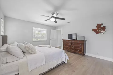 10 SE Splitrail Cir, Jupiter, FL 33469 photo 16