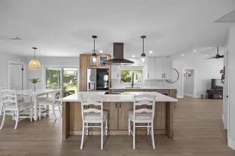 10 SE Splitrail Cir, Jupiter, FL 33469 photo 8