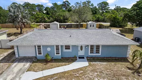 1337 SE Roanoke St, Port Saint Lucie, FL 34952