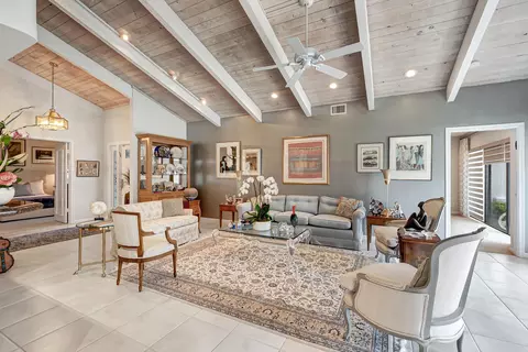 19532 Bay View Rd, Boca Raton, FL 33434
