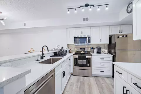 260 Village Blvd #5105, Tequesta, FL 33469