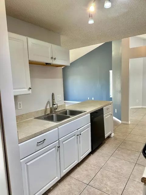 5941 SE Tangerine Blvd, Stuart, FL 34997 photo 3
