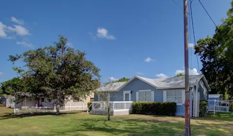 4202 SE 29th Ct, Okeechobee, FL 34974 photo 2