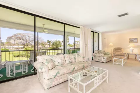 5 SE Concourse Dr #E, Jupiter, FL 33469 photo 4
