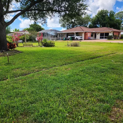 2133 SW Kail St, Port Saint Lucie, FL 34984