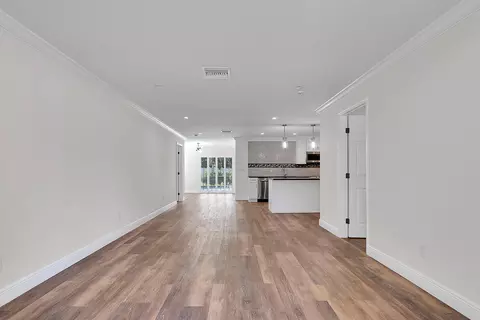 1054 NW 12th Ter, Stuart, FL 34994 photo 8