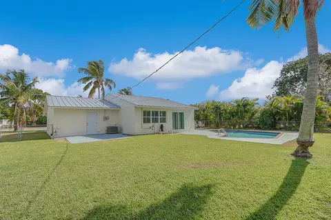 1054 NW 12th Ter, Stuart, FL 34994 photo 25