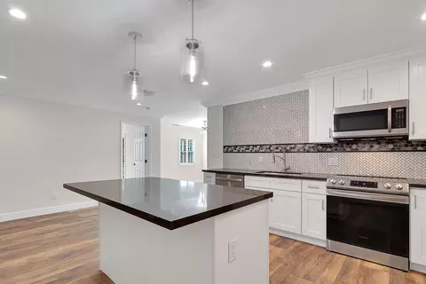 1054 NW 12th Ter, Stuart, FL 34994 photo 12