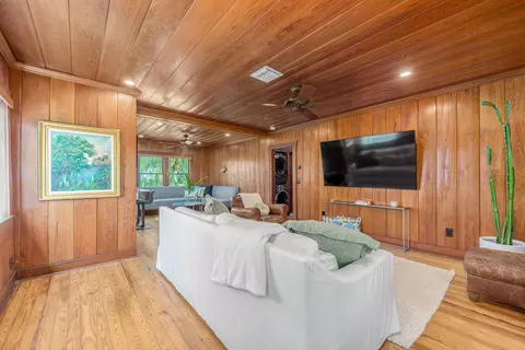 424 SE Alamanda Way, Stuart, FL 34996 photo 8