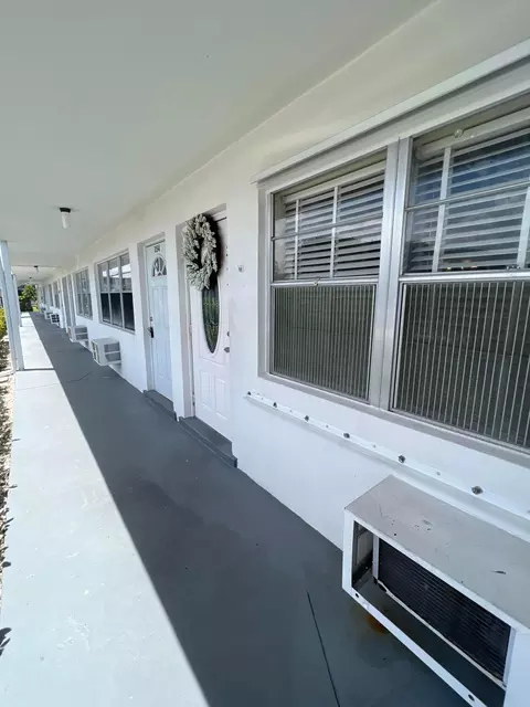 353 Northampton R, West Palm Beach, FL 33417
