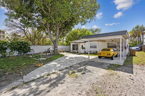 441 NW 1st Way, Deerfield Beach, FL 33441