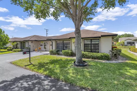4866 Equestrian Rd #B, Boynton Beach, FL 33436