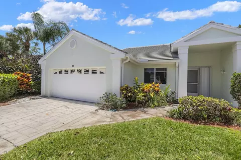 91 Admirals Ct, Palm Beach Gardens, FL 33418