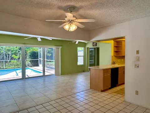 1674 SE 11th St, Stuart, FL 34996 photo 5