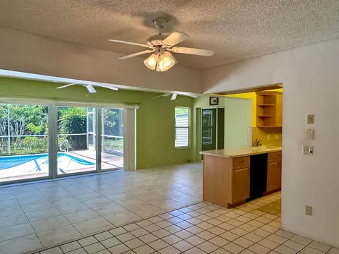1674 SE 11th St, Stuart, FL 34996 photo 6