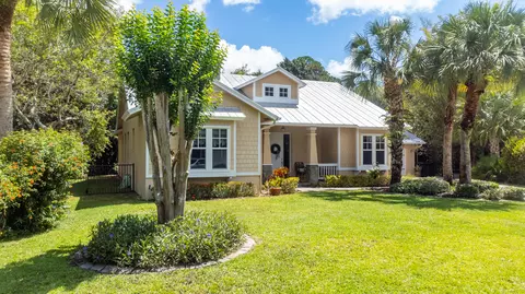 8313 SW Bent Oak Ct, Stuart, FL 34997 photo 4