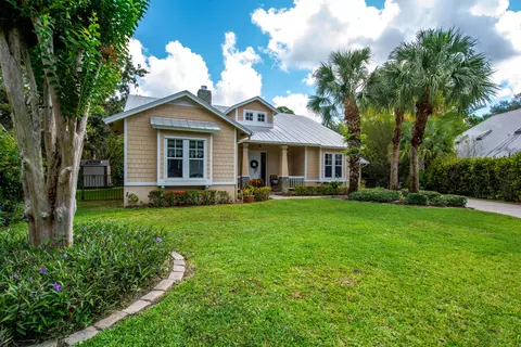 8313 SW Bent Oak Ct, Stuart, FL 34997 photo 3