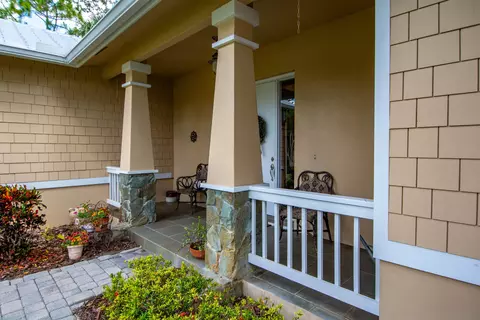 8313 SW Bent Oak Ct, Stuart, FL 34997 photo 6
