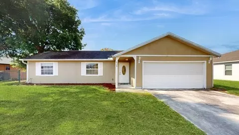438 SW Cherry Hill Rd, Port Saint Lucie, FL 34953