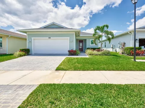 608 SE Mulberry Way, Port St Lucie, FL 34984