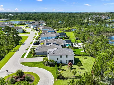 5083 SW Winchester Dr, Stuart, FL 34997 photo 6