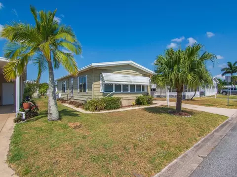 629 Oleander Cir, Barefoot Bay, FL 32976
