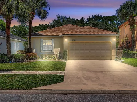 7571 Kingsley Ct, Lake Worth, FL 33467